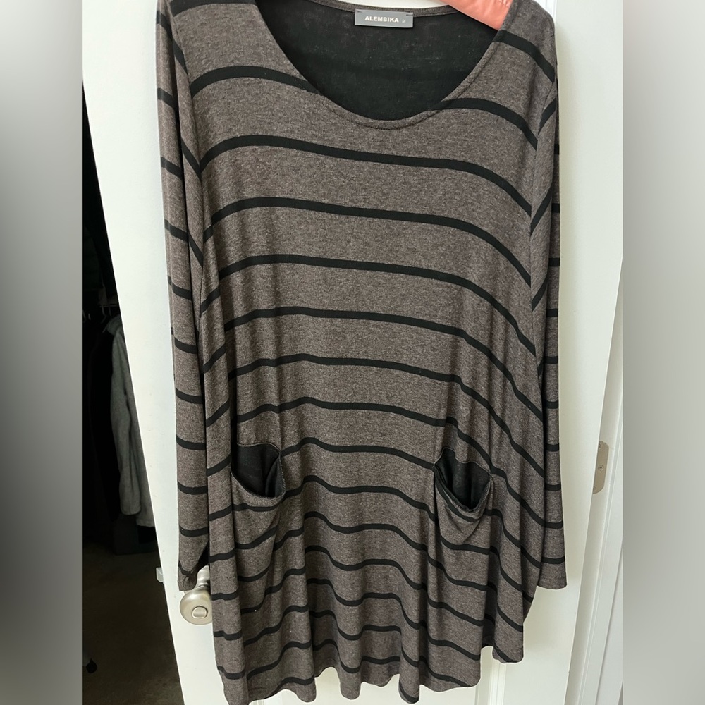 Alembika knit tunic